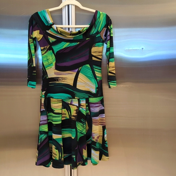 Eva Varro Dress - Picture 1 of 2